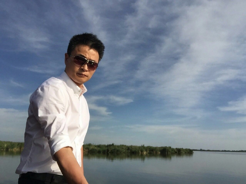 罗的第一张照片--新界中老年相亲网