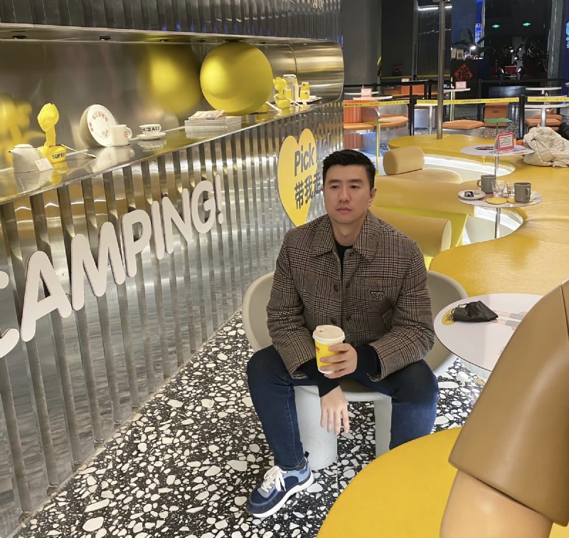 海邊漫步的第一张照片--新界中老年相亲网