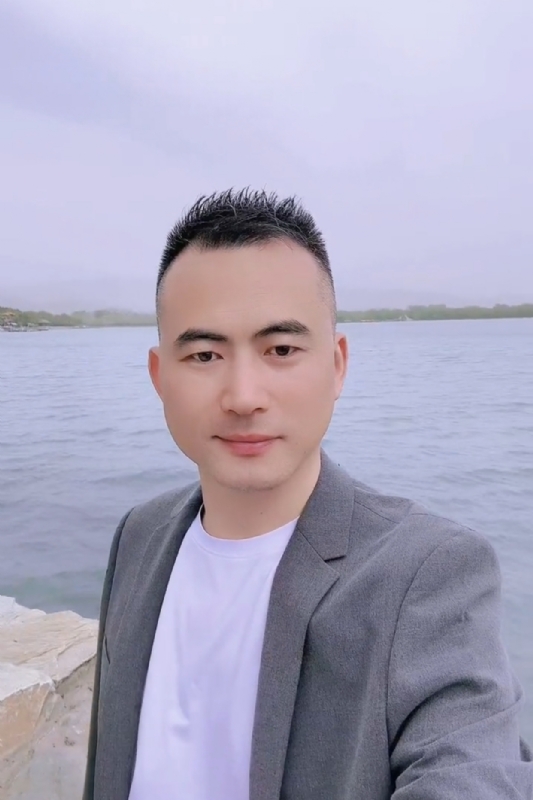 一往情深的第一张照片--新界中老年相亲网