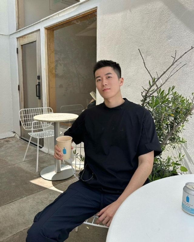 VV的第二张照片--新界中老年相亲网